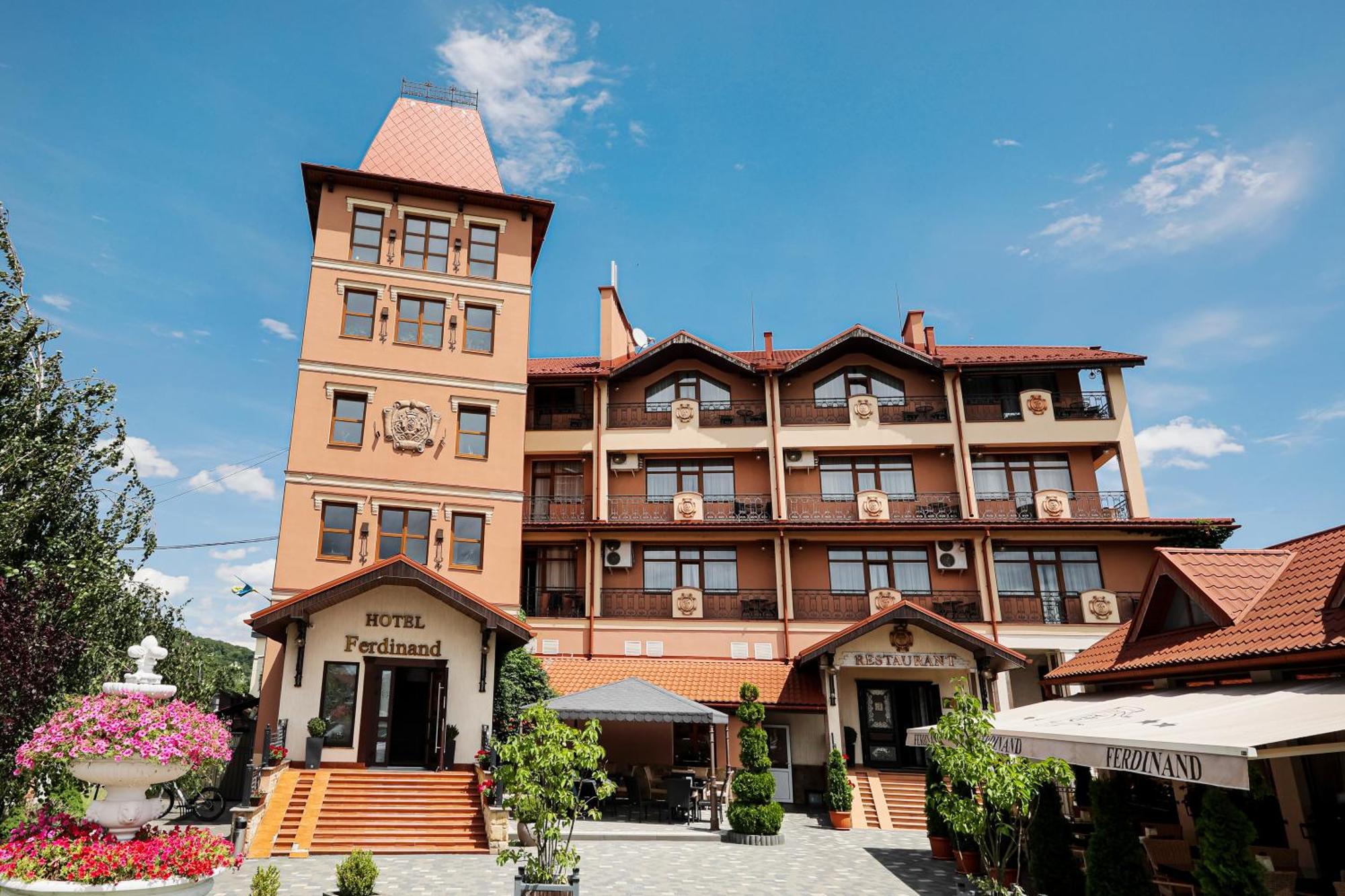 Hotel Ferdinand Mukatschewo Exterior foto